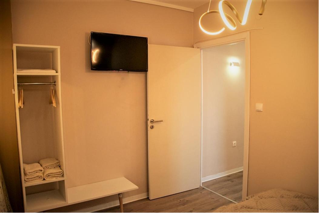 Jukebox Suite 2 Bedrooms - Big Balcony Thessaloniki Buitenkant foto