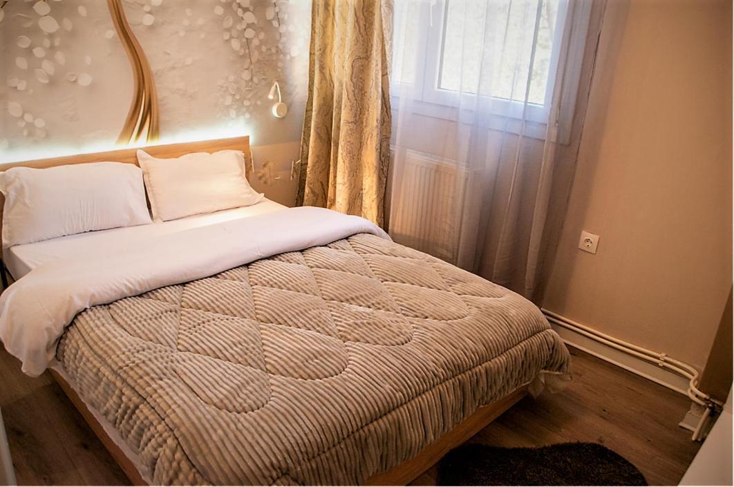 Jukebox Suite 2 Bedrooms - Big Balcony Thessaloniki Buitenkant foto